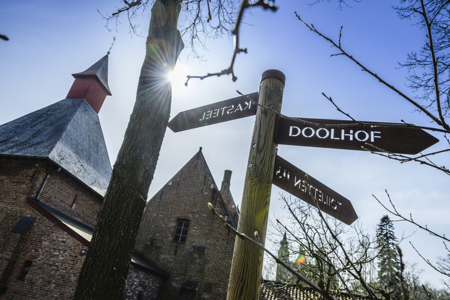 Kasteel van Loppem ©Christophe Van der Eecken